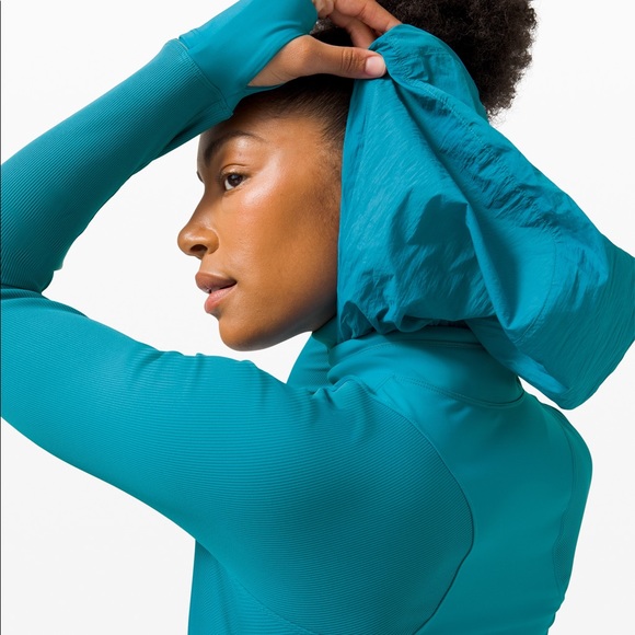 Lululemon jacket size 2 - Picture 10 of 14